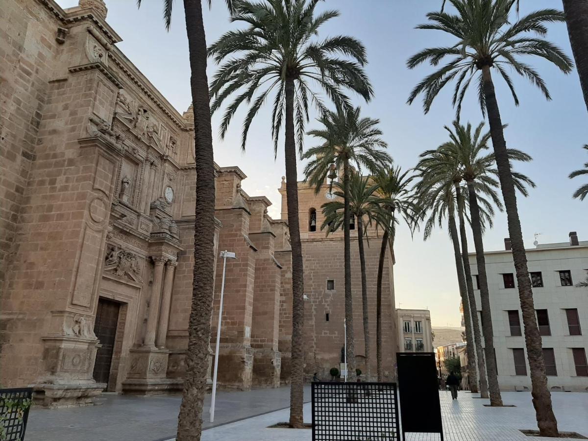 Apartamento Vivienda Bendicho- CATEDRAL Almería Exterior foto